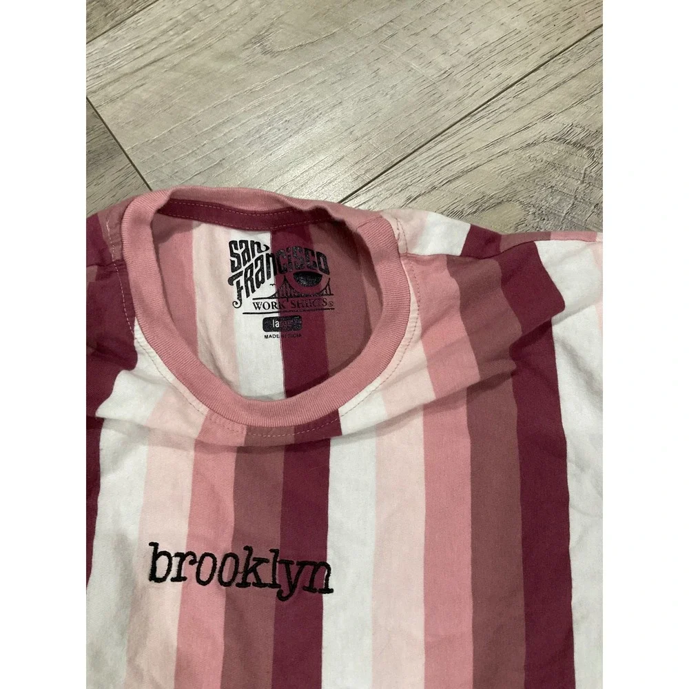 San Francisco Work Shirts Brooklyn Striped‎ T-Shirt Mens Large Pink Burgundy L